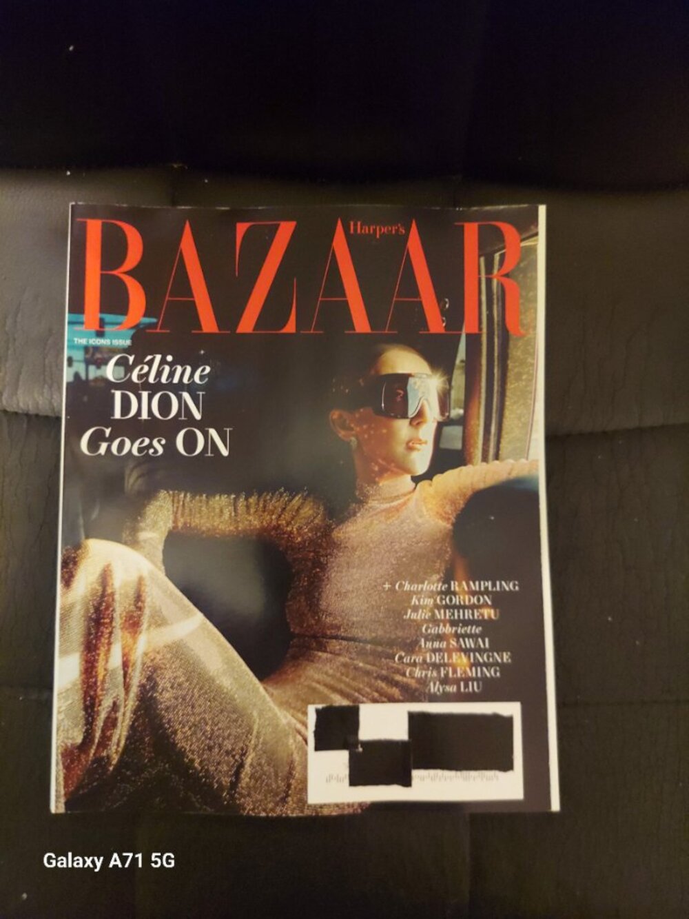 2 Magazine Bundle - Picture 6 of 7